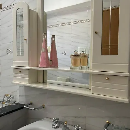 May's House Apartment *